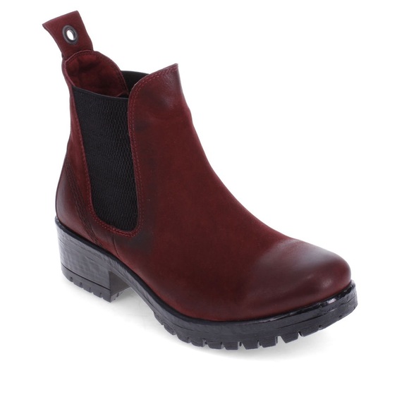 Bueno FLORIDA NUBUCK CHELSEA BOOT II - Picture 8 of 9